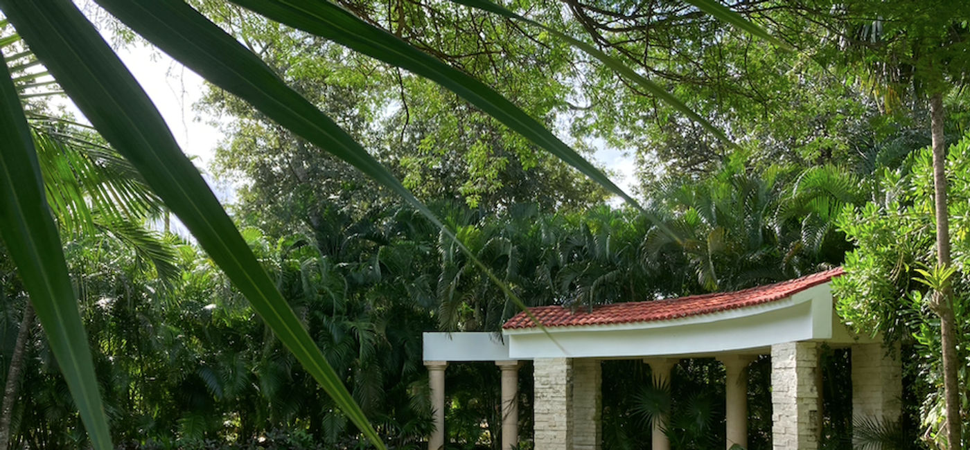 Image: The Garden which is used for wedding ceremonies and receptions at Sandos PlayaCar (Photo Credit: Marsha Mowers)