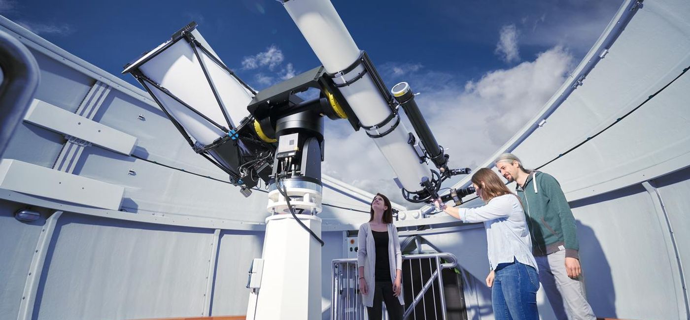 Image: The telescopic dome on the roof of the Experimenta Science Center (Photo Credit: Experimenta)