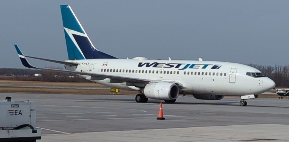 WestJet Boeing 737-700
