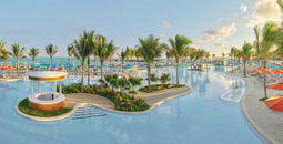 Norwegian Cruise Line's 1.4-acre pool area, Great Life Lagoon.
