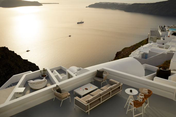 Grace Hotel, Auberge Resorts Collection