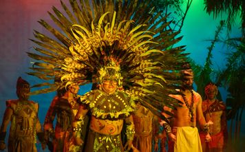 Entertainment at the K’iiwik Maya World Tourism Fair.