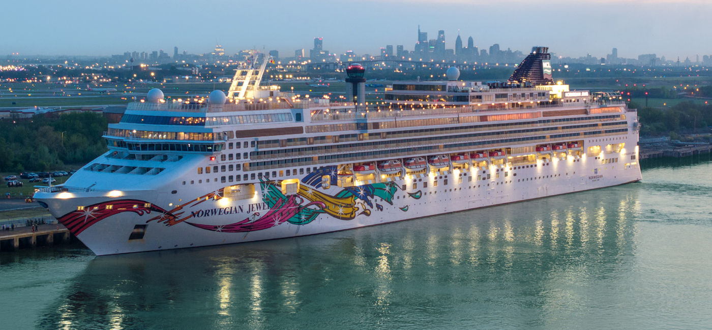 Image: Norwegian Jewel (Photo Credit: Norwegian Cruise LIne)