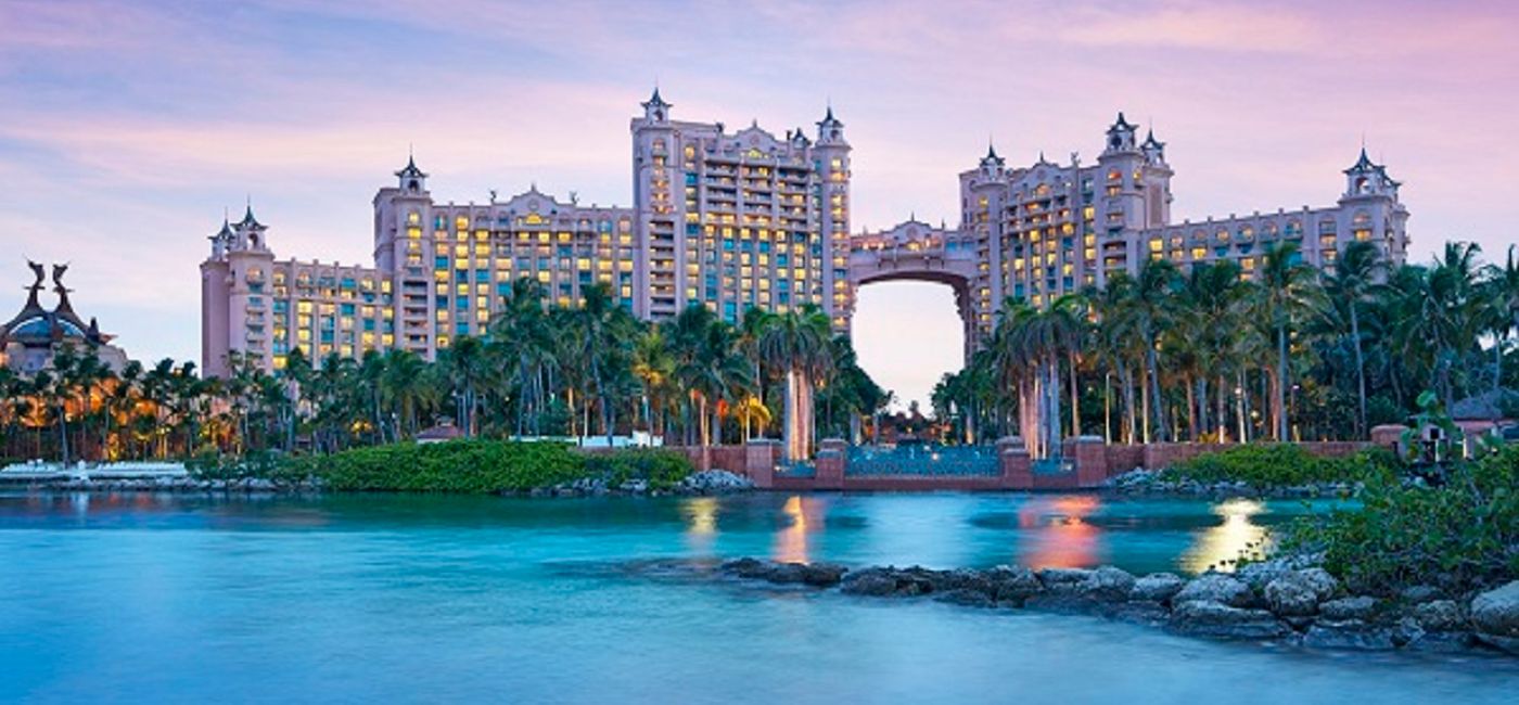 Image: An exterior view of Atlantis Paradise Island. (photo via Atlantis Paradise Island)