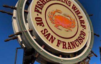 San Francisco's Old Fisherman's Grotto sign