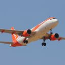 EasyJet flight on approach to London, UK