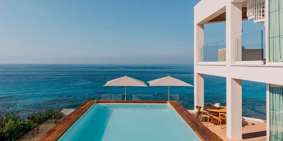Agents, unlock greater benefits when you book superior rooms