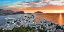 Oceania Cruises, Oceania Marina, small cruise ship, Alesund, Alesund norway, norwegian cruise ports