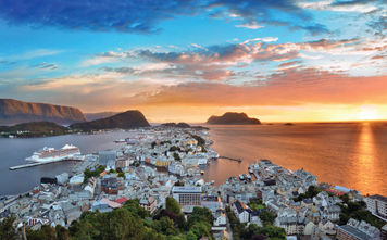 Oceania Cruises, Oceania Marina, small cruise ship, Alesund, Alesund norway, norwegian cruise ports