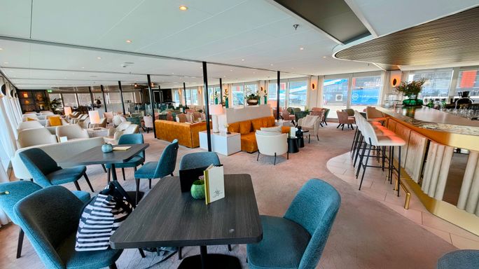 The Panorama Bar and Lounge aboard Amadeus Aurea. The Panorama Bar and Lounge aboard Amadeus Aurea.