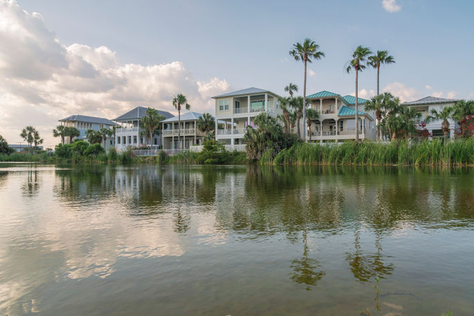 Lakefront homes in Destin, Florida.