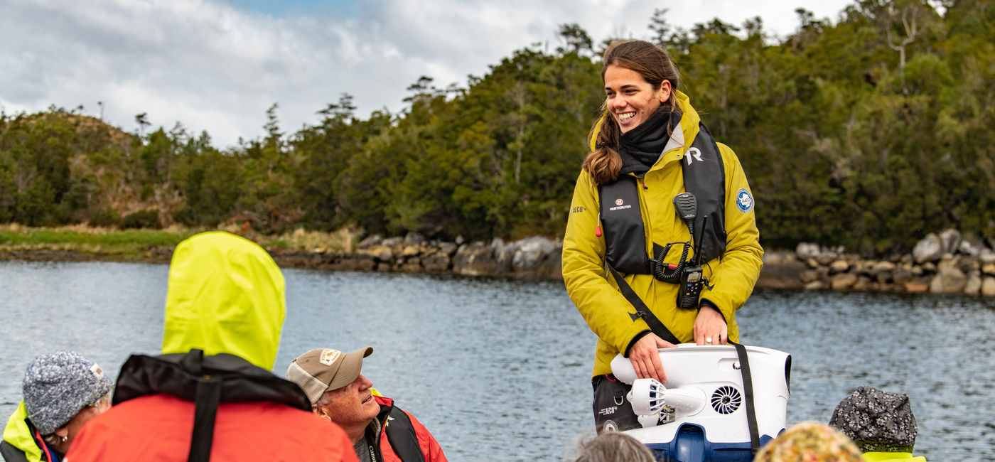 Image: An excursion with HX Expeditions. (Photo Credit: Ted Gatlin/HX Expeditions)