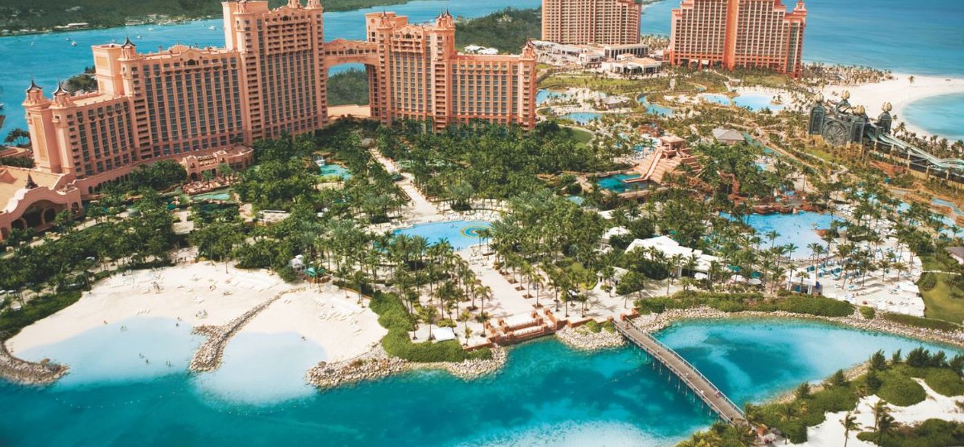 Image: Atlantis Paradise Island (Source: WestJet Vacations)