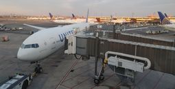 United Resumes Flights to Israel