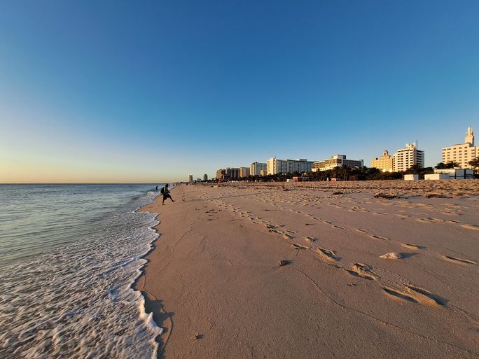 Sonnenaufgang am South Beach in Miami Beach Sonnenaufgang, Miami Beach, Miami, South Beach