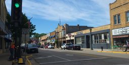 lacey pfalz, main street hartford, hartford wisconsin, wisconsin, erin hills