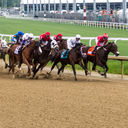 Horse race at Churchill Downs