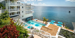 Fort Young Hotel & Dive Resort.