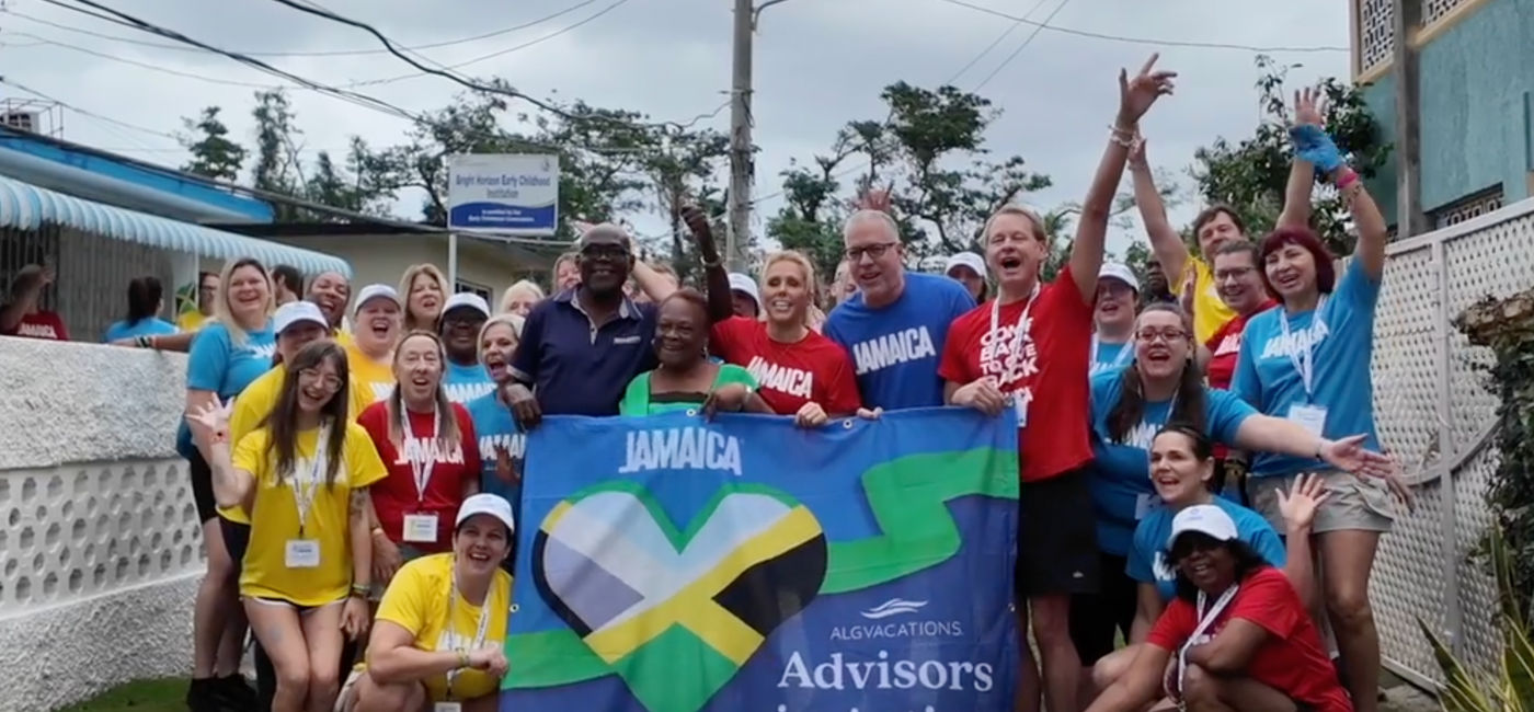 Photo: Travel advisors and ALG Vacations giving back to the community in Jamaica. (Photo Credit: Eric Bowman)