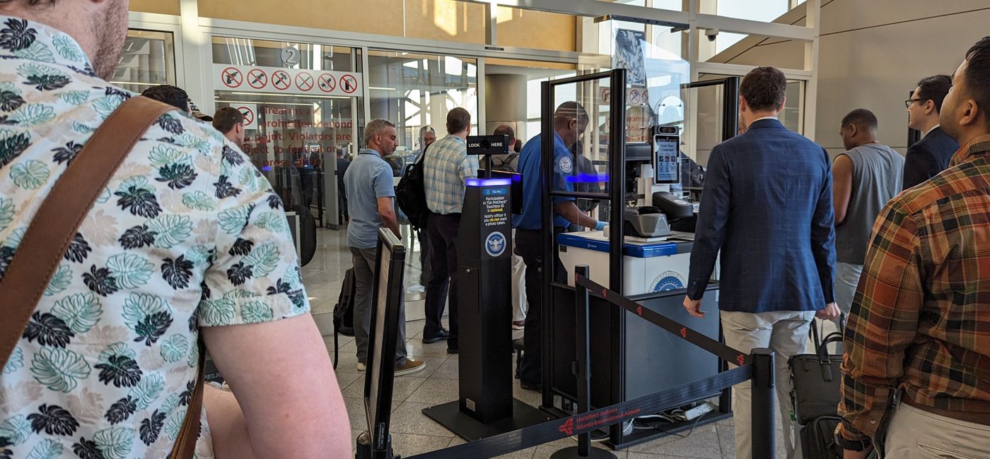 Image: Facial recognition at the airport security line (Photo Credit: Eric Bowman)