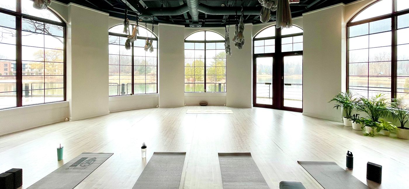 Image: Yoga on the Lake at Destination Kohler. (photo by Codie Liermann)