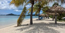 Antigua & Barbuda beach