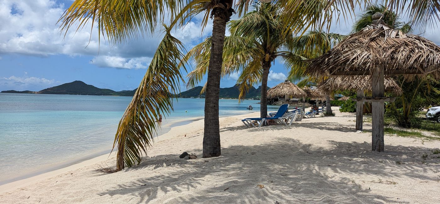 Image: Plage d’Antigua-et-Barbuda (Photo Credit: Natasha Lair-McKenty/TravelPulse Canada)