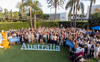 Australian tourism sellers and North American buyers congregate for a Backyard Barbeque dinner at the AMNA25 event.