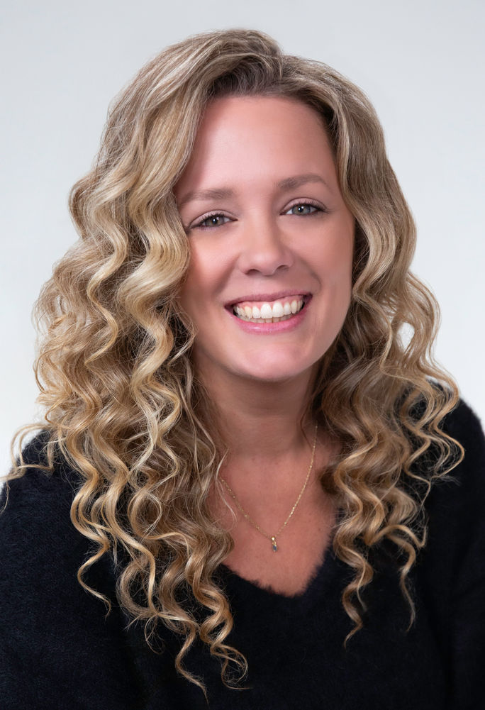 Stephanie Mirando, Collette people, collette, collette people, 40 under 40