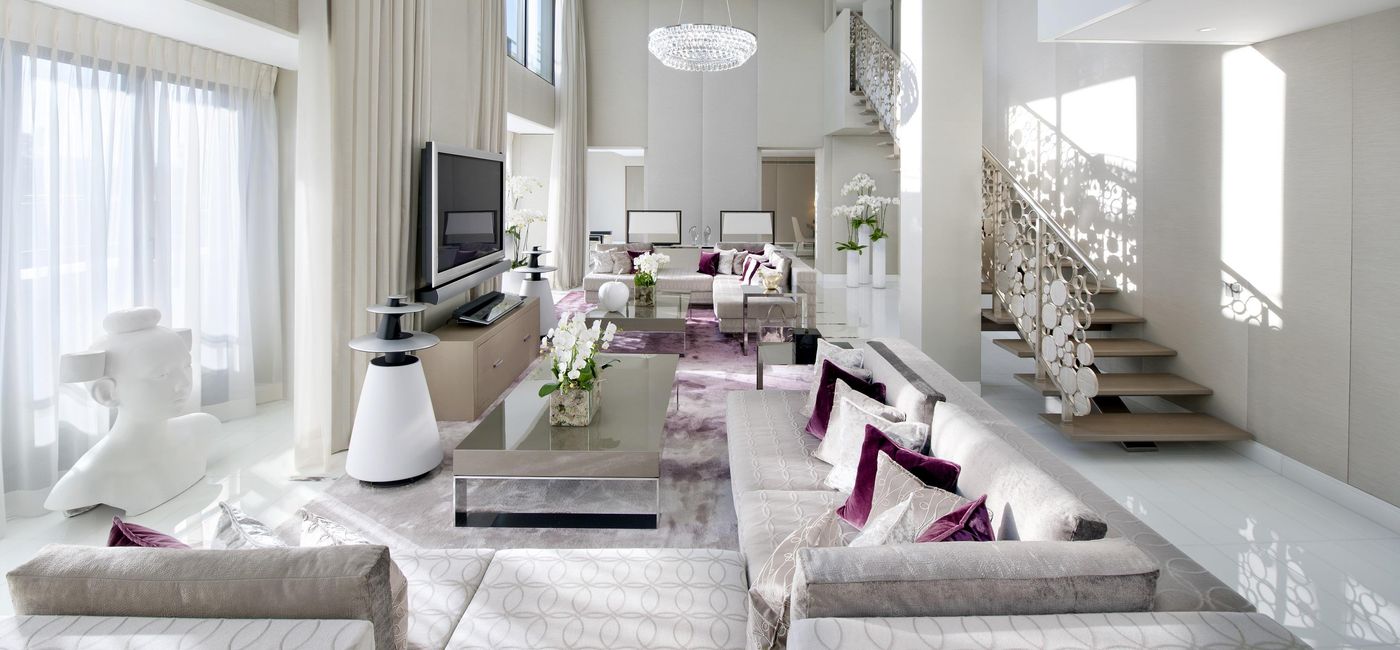 Image: PHOTO: Mandarin Oriental, Paris Royal Mandarin Living Room. (photo courtesy of Mandarin Oriental, Paris)
