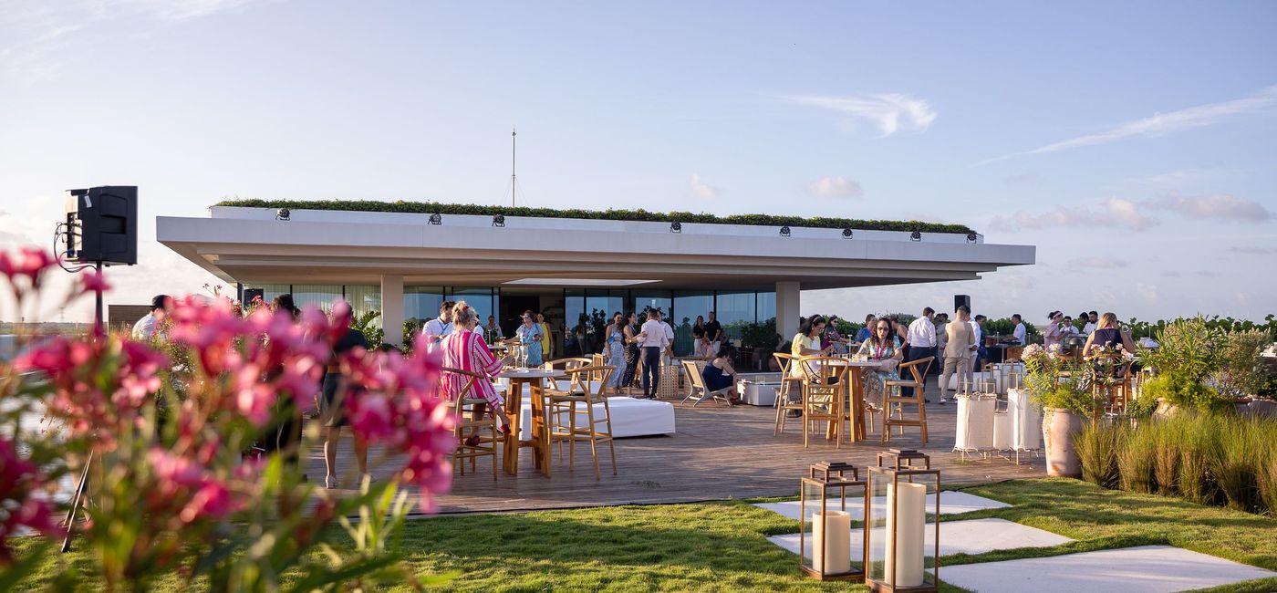 Image: Sky Villa Rooftop Suite cocktail reception (Photo Credit: Marriott International)