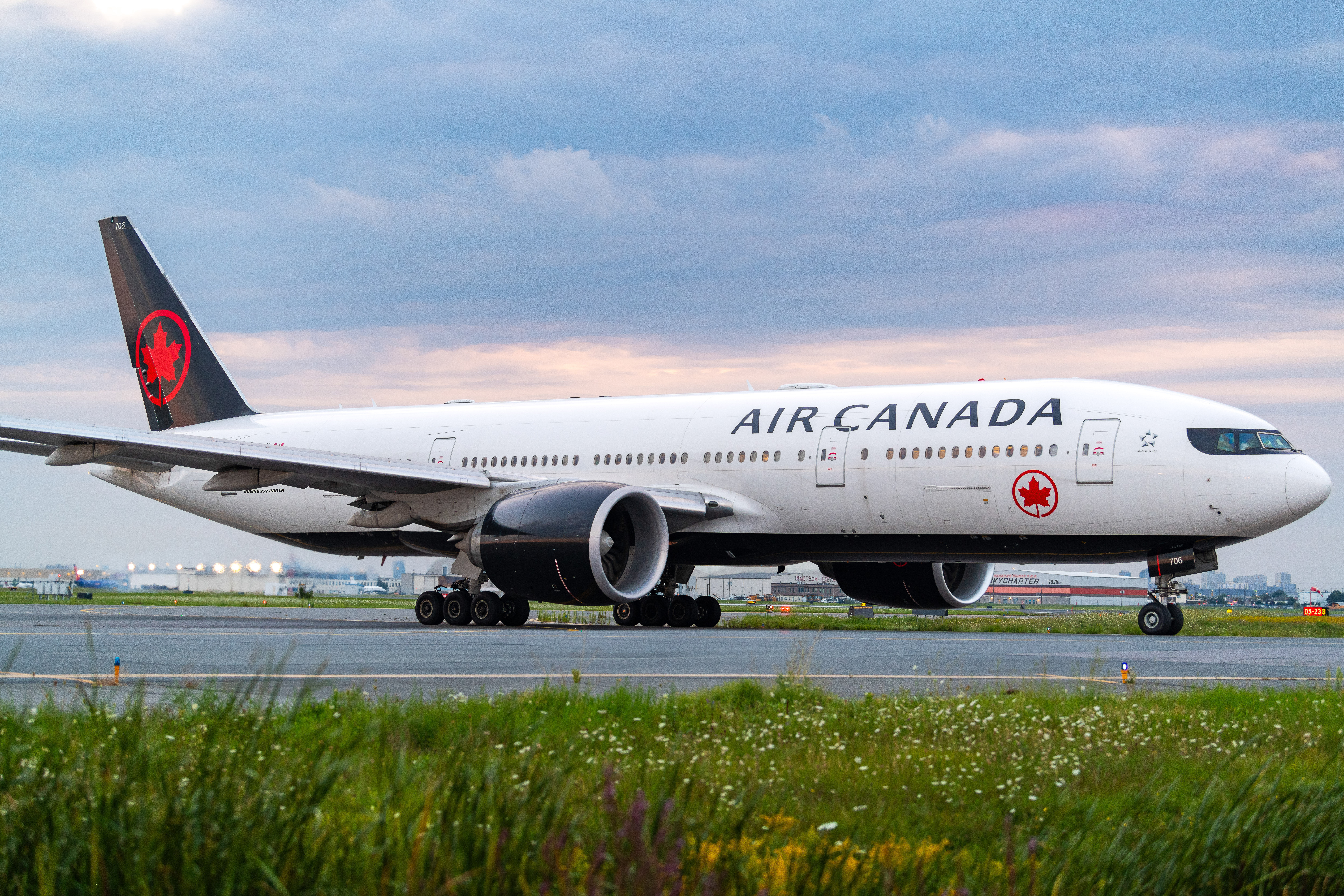 A Look Inside Air Canada's Boeing 777-300ER: Seat Options Across