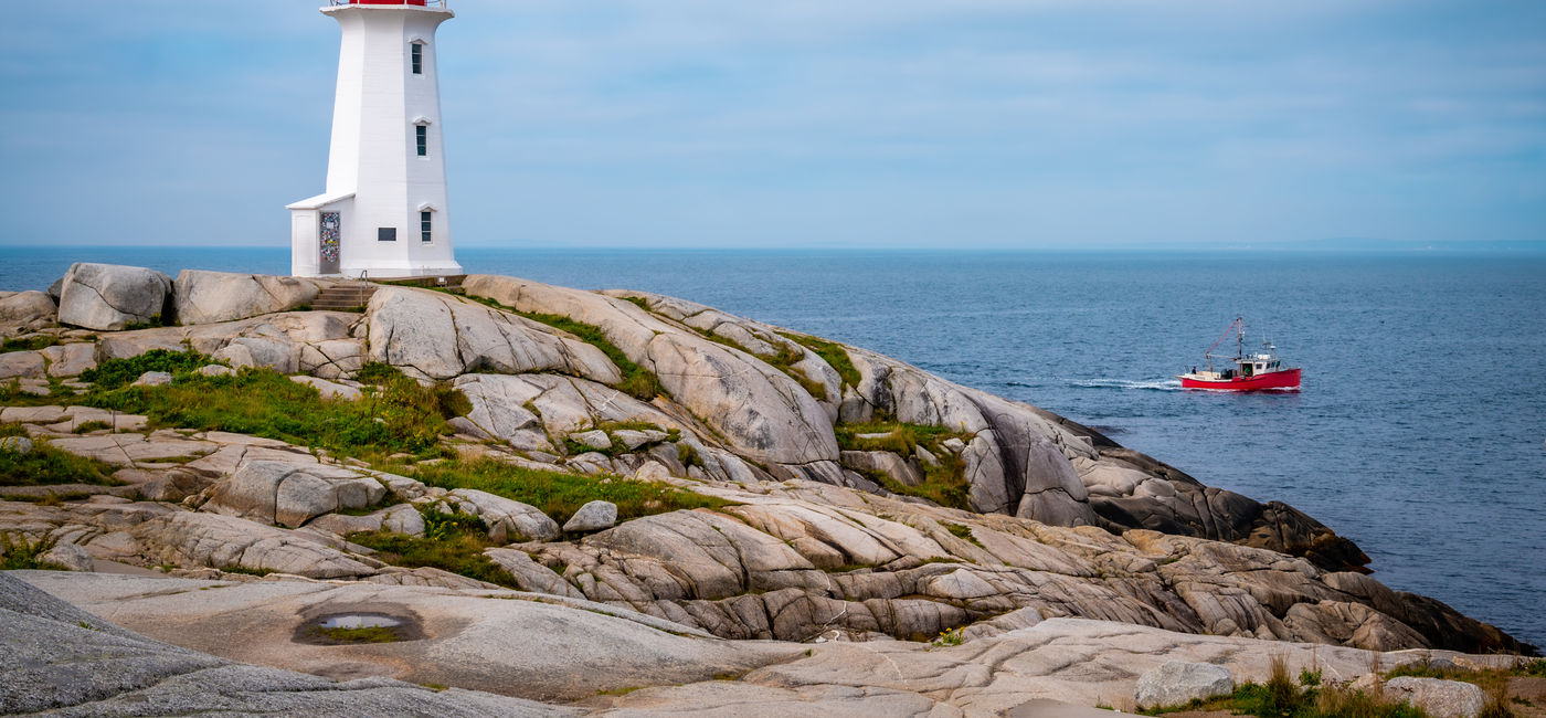Image: Peggy's Cove, Nouvelle-Écosse (Source: Adobe Stock)