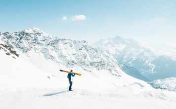 Club Med, skiing, winter sports, ski, ski trips, mountain sports