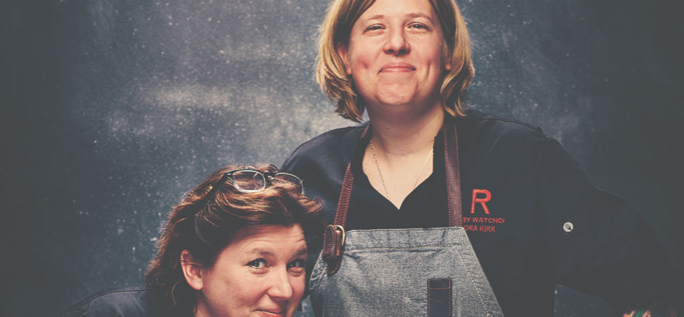 Image: Les chefs et conjointes Lynn Crawford et Lora Kirk (Source: supplied)