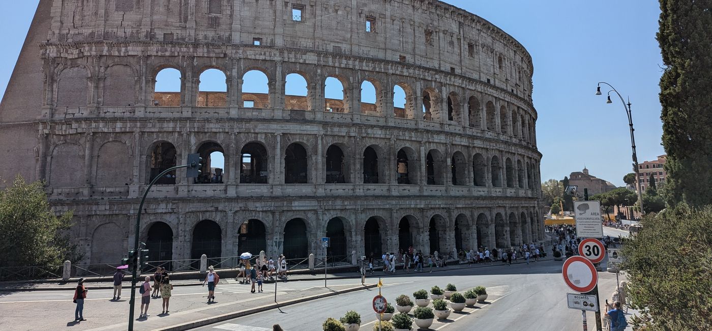Image: The Colosseum in Rome, Italy (Photo Credit: Eric Bowman)