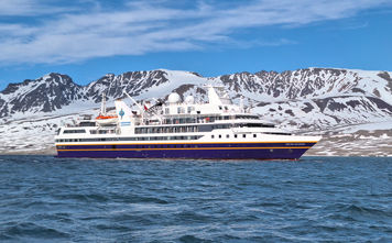 Heritage Expeditions, heritage discoverer, cruise ships, expedition cruise ship
