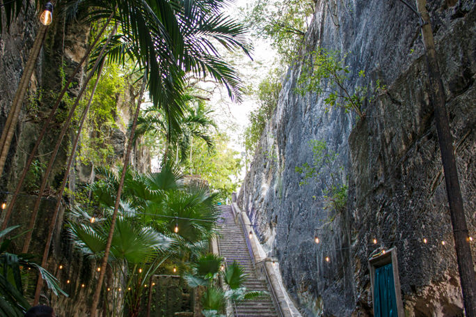 The Queen's Staircase in Nassau, The Bahamas. Nassau Paradise Island Promotion Board, Nassau, historic attractions in nassau, historic attractions in the bahamas, queen's staircase