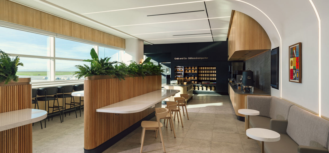 Image: Air Canada Cafe, Vancouver International (Photo Credit: Air Canada)