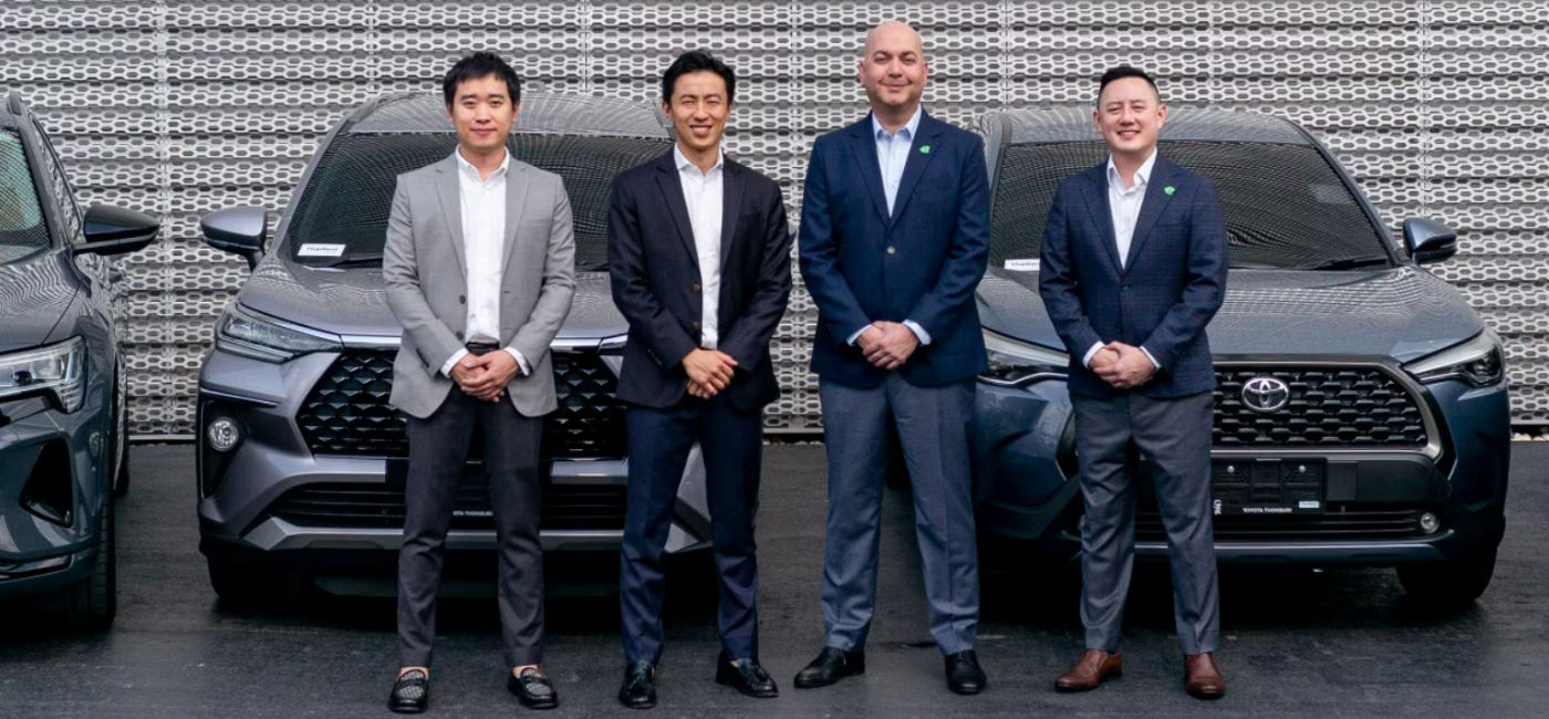Image: Komsit Sangmanee, COO and Theerakup Thammaneewong, Executive Director, Thai Rent a Car; Marco Beltgens, Assistant VP & Dona Truong, Regional Rental Manager, Enterprise Mobility (Photo Credit: Enterprise Mobility)