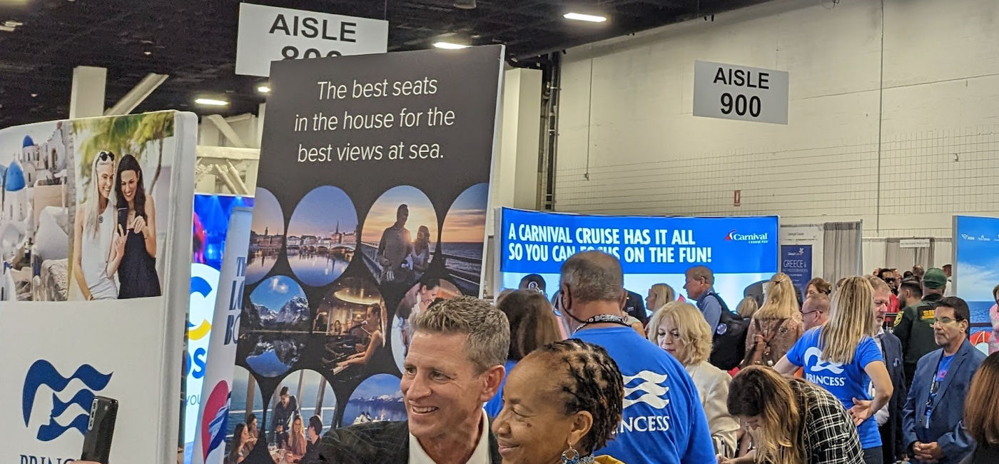 Image: The trade show floor at CruiseWorld. (Photo Credit: Eric Bowman)