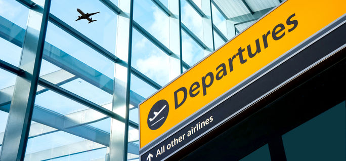 Adobe Stock / London, Heathrow airport, airports, departures sign, airplane