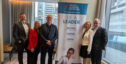 L–R: Cory Voss, Travel Leaders Group; Pam Young, Internova Travel Group; Lindsay Pearlman, Travel Leaders Network; Christine James, Travel Leaders Network; Stephen McGillivray, Internova Travel Group