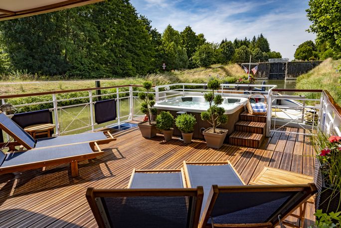 The sundeck of Renaissance