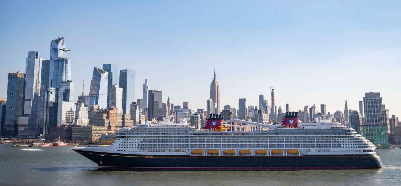 Image: Disney Treasure in New York City (Photo Credit: Disney Cruise Line)