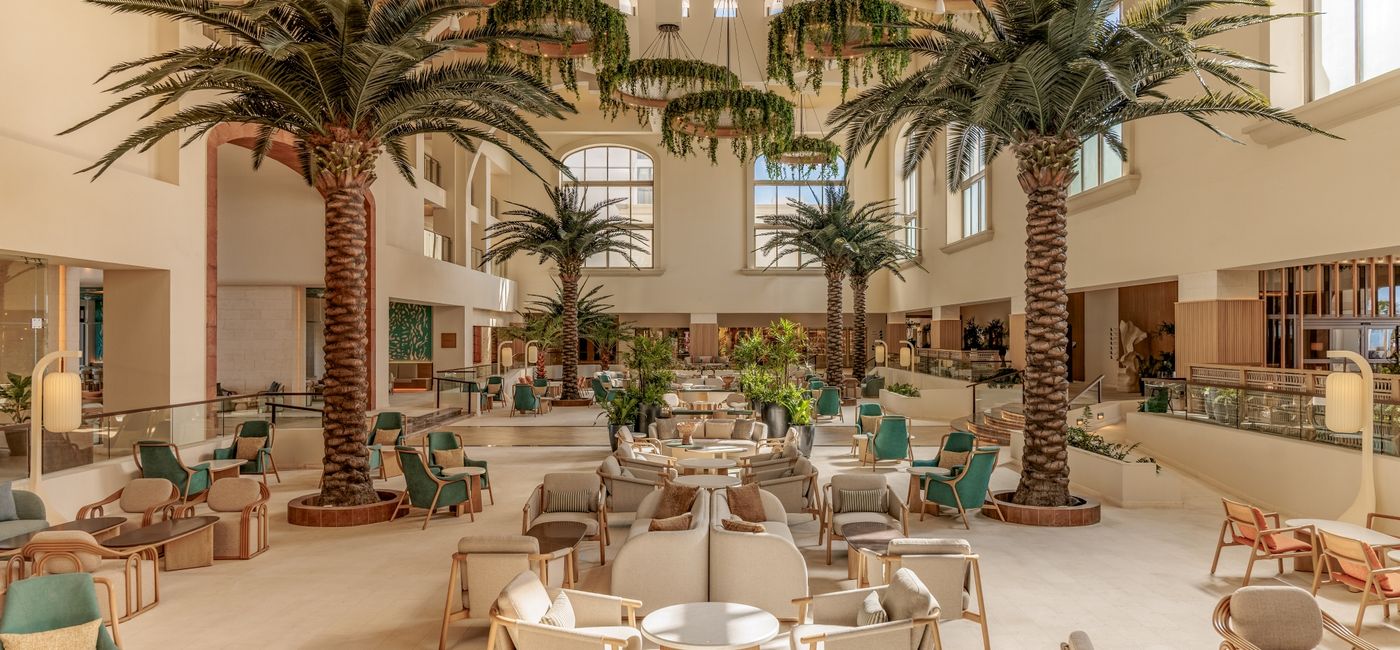 Image: Hyatt Zilara Cancun's redesigned lobby. (Photo Credit: Hyatt Hotels Corporation)