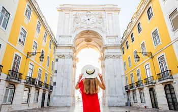 A traveler visits Lisbon during a stopover