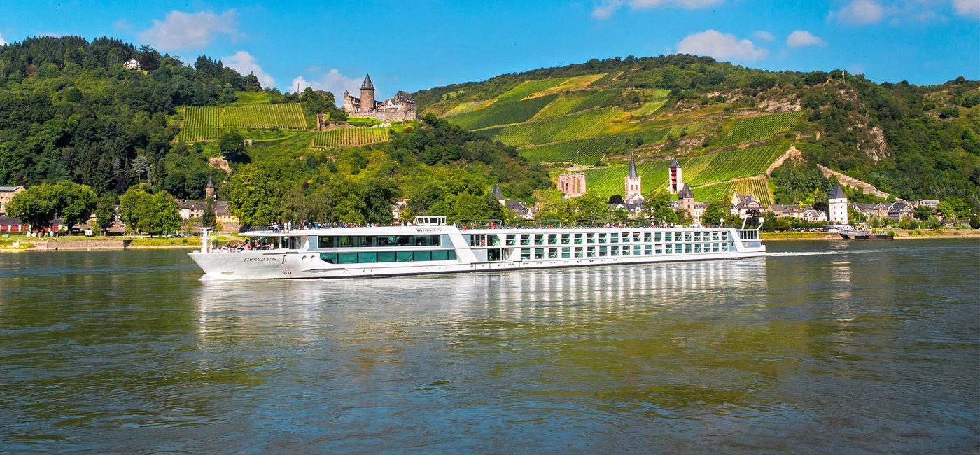 Image: Emerald Star (Photo Credit: Emerald Cruises)