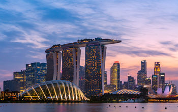 Singapore Marina Bay area and CBD district at dusk.