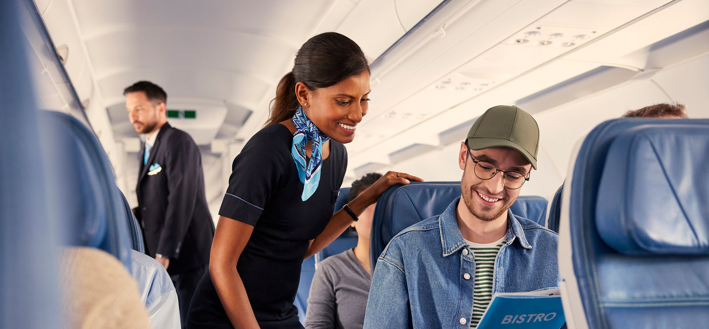 Image: Air Transat Economy Class (Photo Credit: Air Transat)